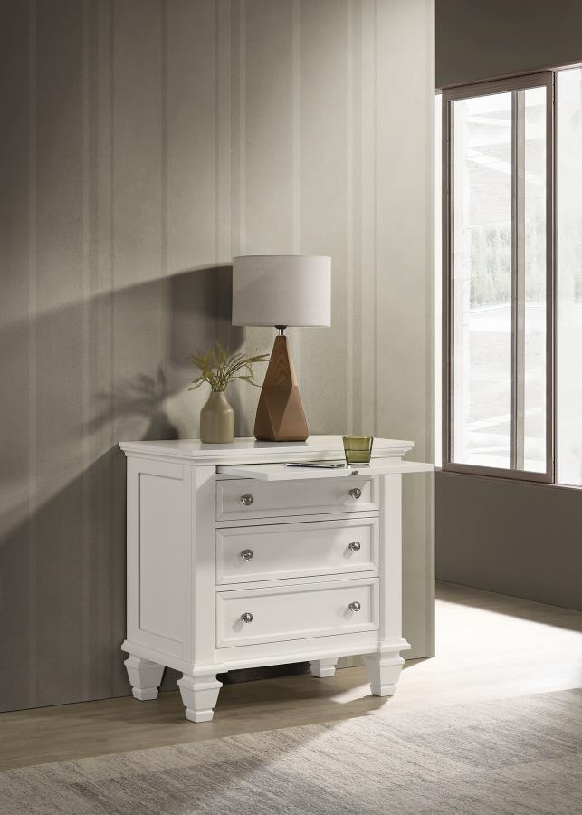 Sandy Beach 3-Drawer Nightstand White