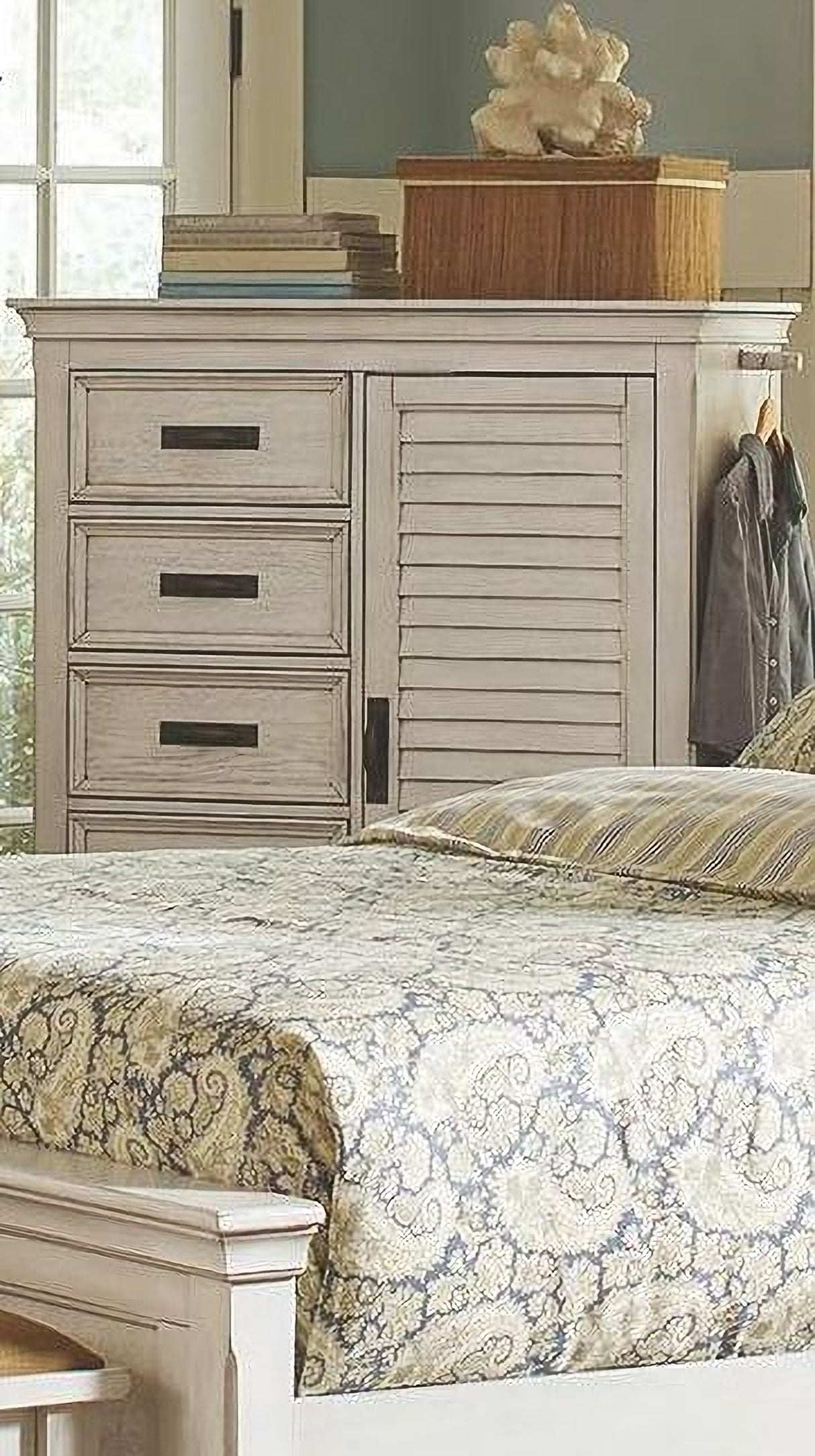 Liza Antique White Panel Bedroom Set