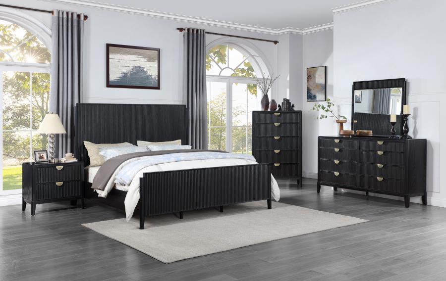 Brookmead Black 8-Drawer Dresser