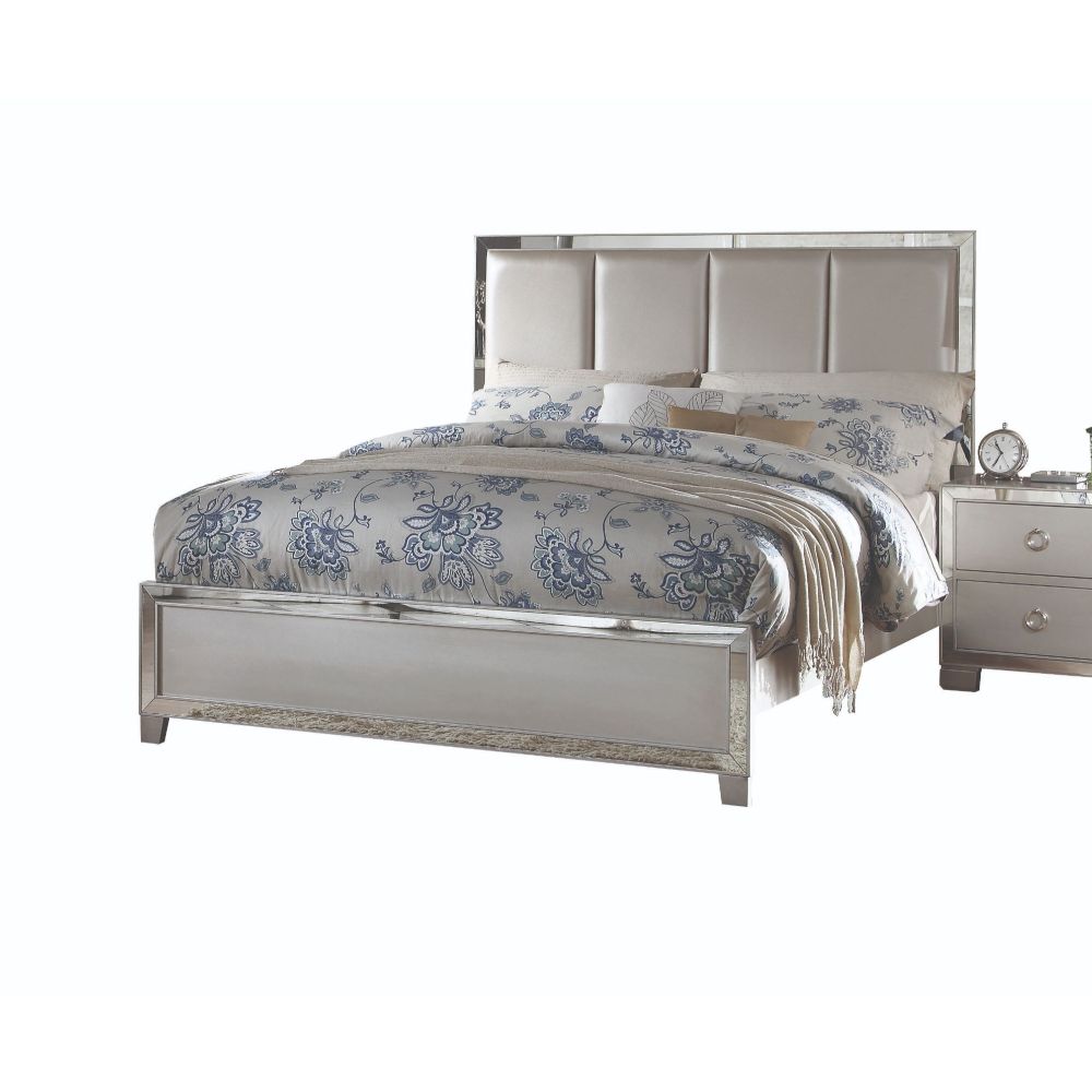 Voeville Platinum Synthetic Leather & Platinum Finish Ii Queen Bed