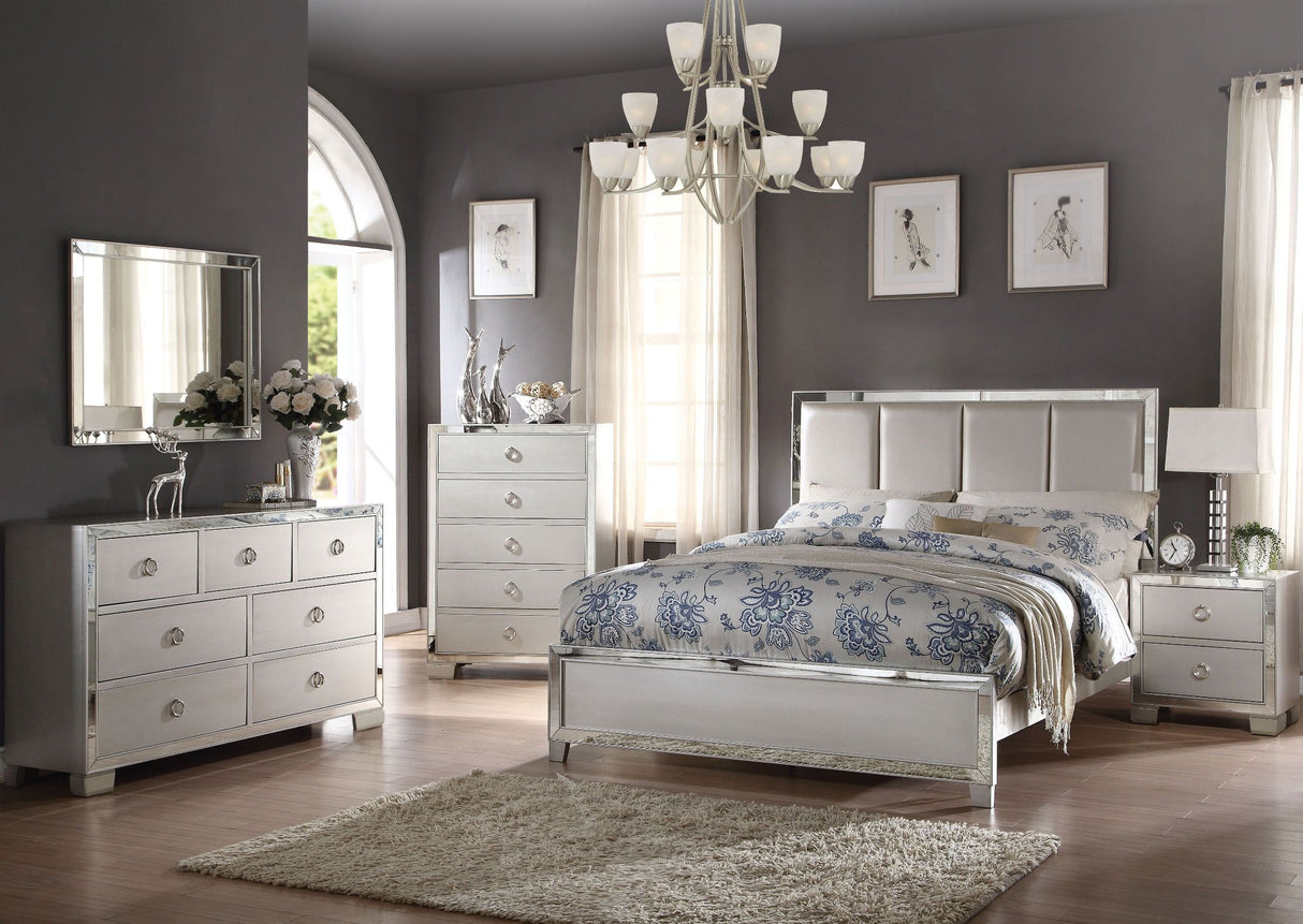Voeville II Platinum Bedroom Set