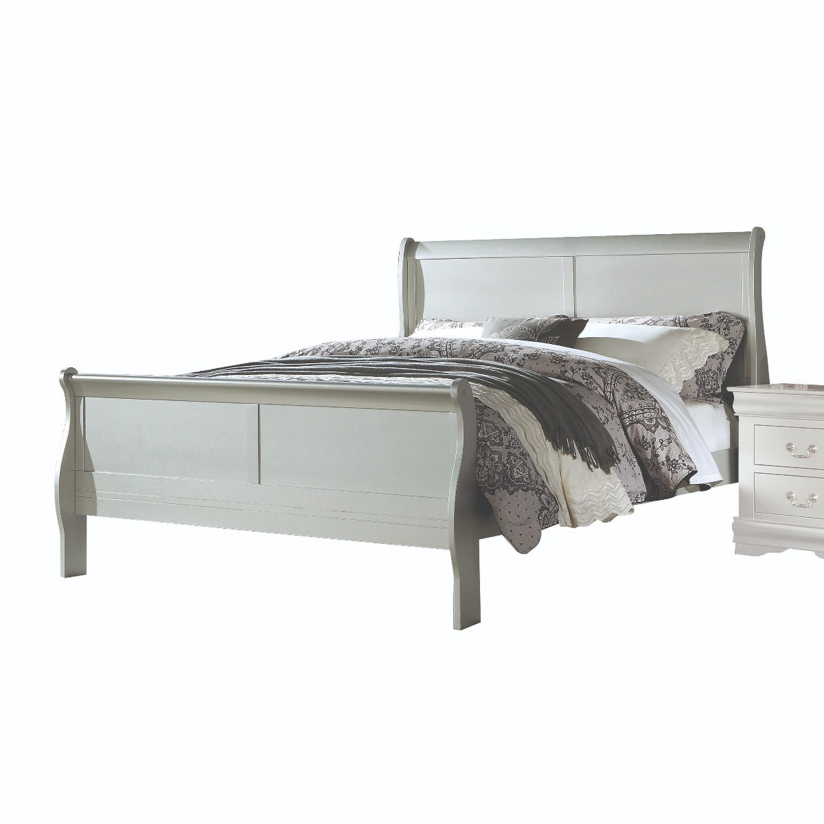 Louis Platinum Finish Philippe Eastern King Bed