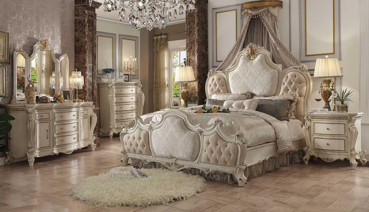 Picardy Fabric & Antique Pearl Finish Queen Bed