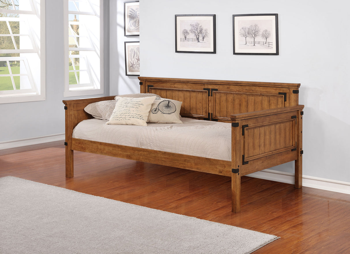 Oakdale Rustic Honey Wood Twin Daybed