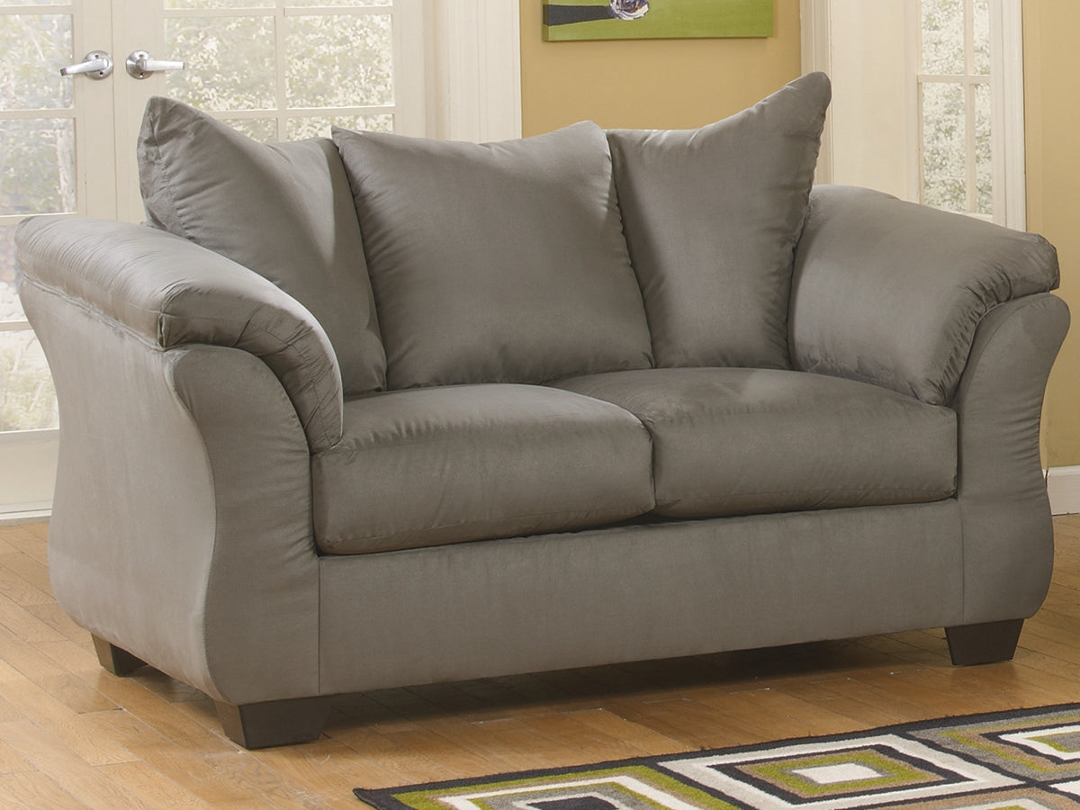 Darcy Cobblestone Loveseat