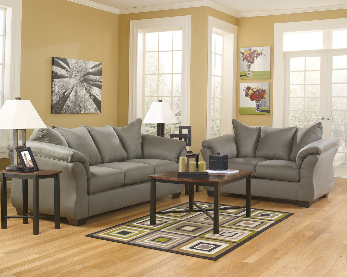 Darcy Cobblestone Loveseat