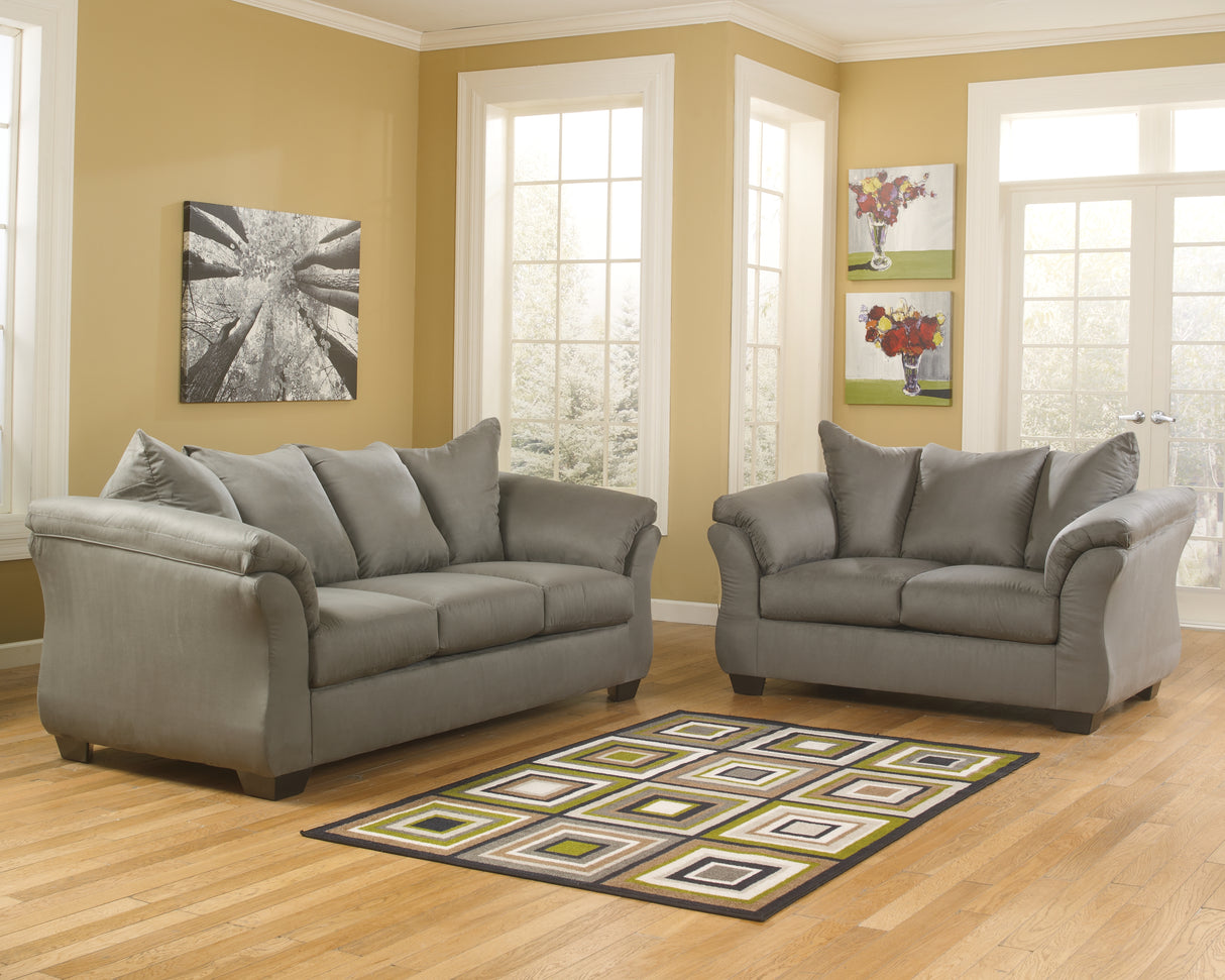 Darcy Cobblestone Loveseat