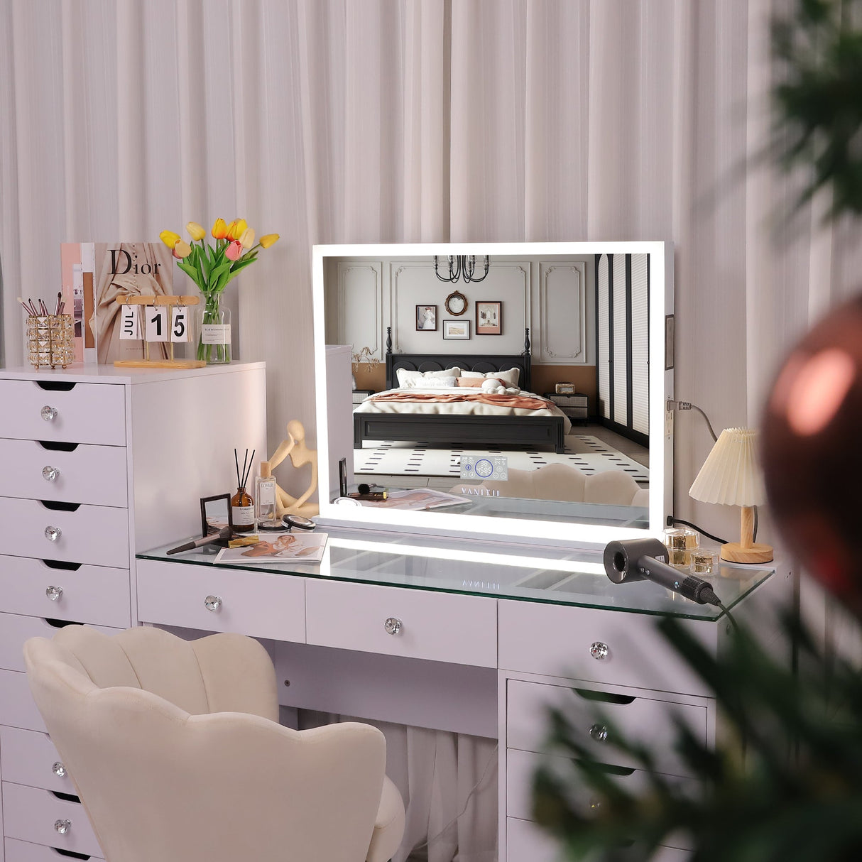 Hollywood Vanity Mirror with Led Light Strip