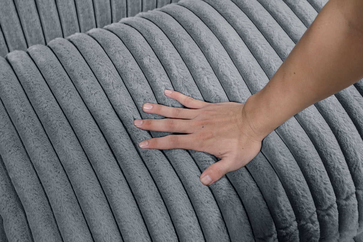 5-Piece Sectional With Right Cuddler And Ottoman