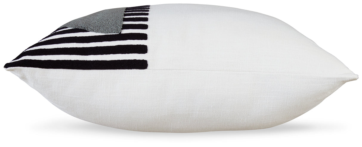 Longsum Black/White/Honey Pillow (Set Of 4)