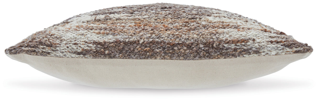 Nealton Brown/White Pillow (Set Of 4)