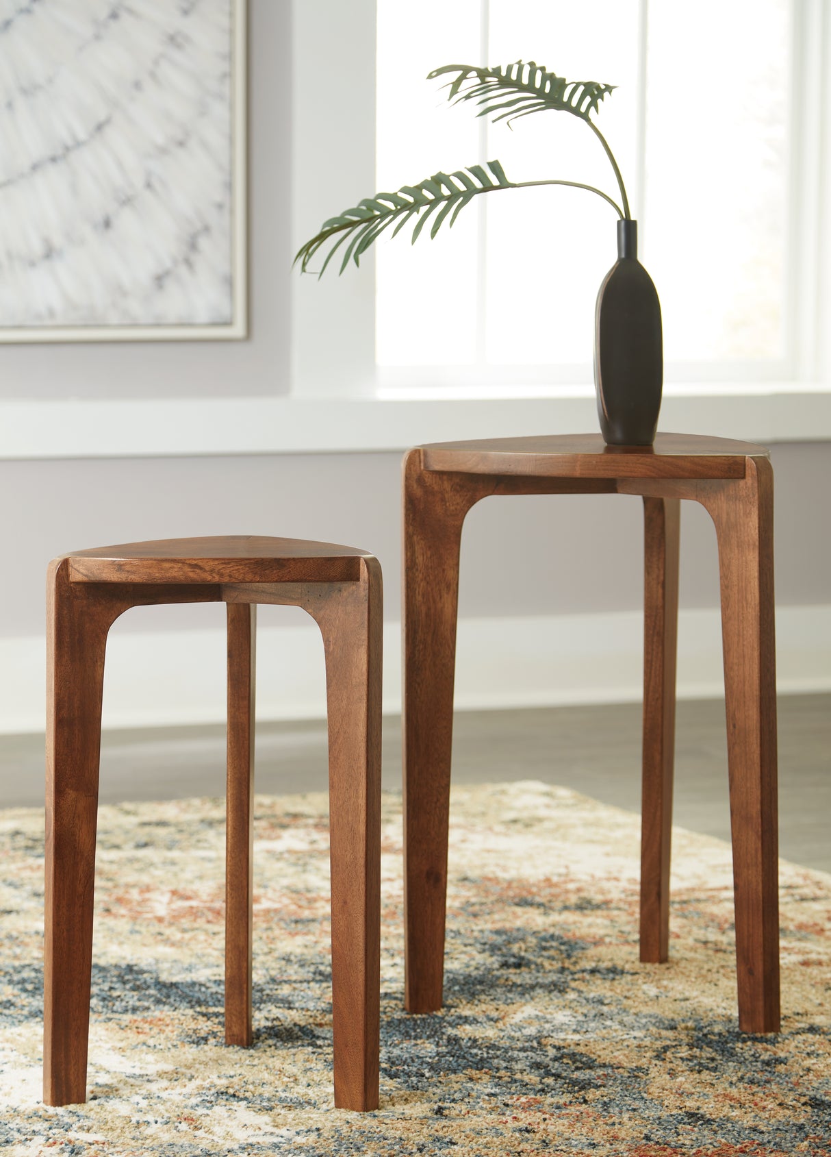 Brynnleigh Medium Brown Accent Table (Set Of 2)