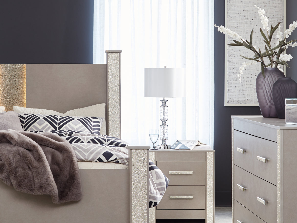Surancha Gray King Poster Bed, Dresser, Mirror And Nightstand