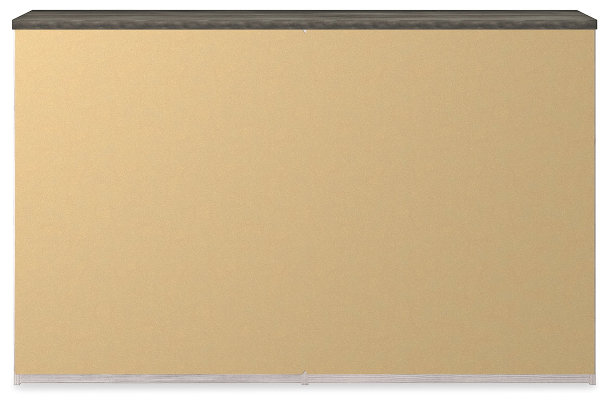 Gerridan White/Gray Dresser