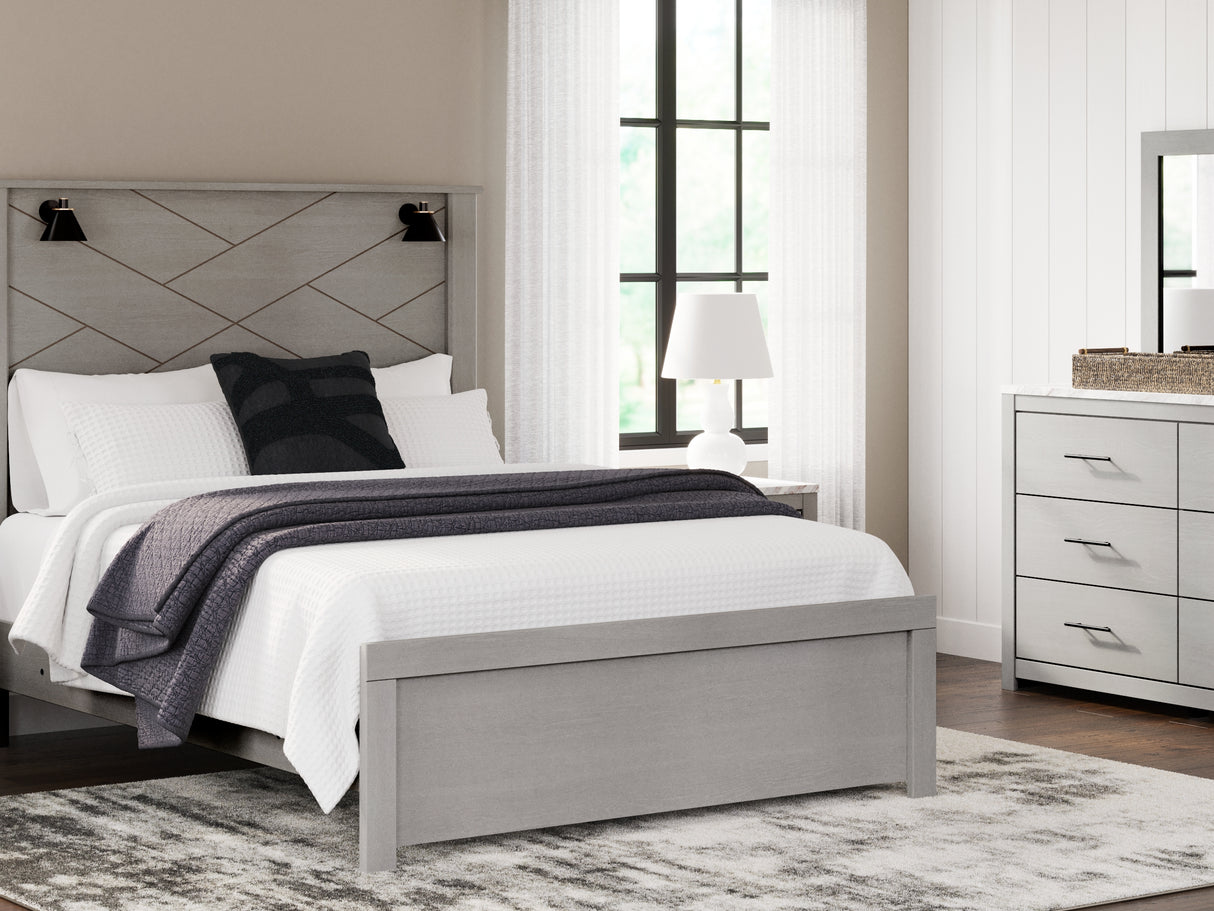 Cottonburg Light Gray/White Queen Panel Bed