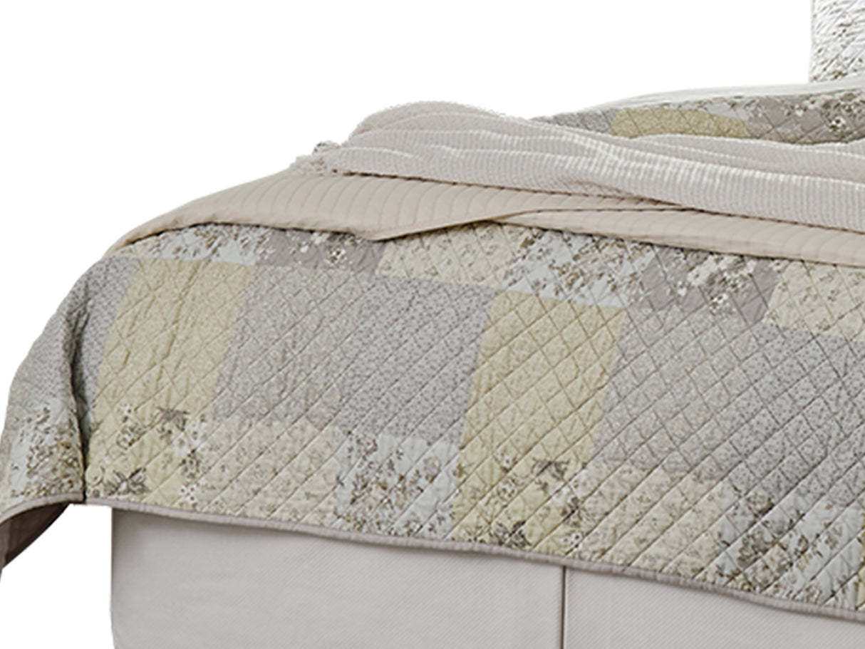 Anarasia White Queen Sleigh Headboard, Dresser And Mirror