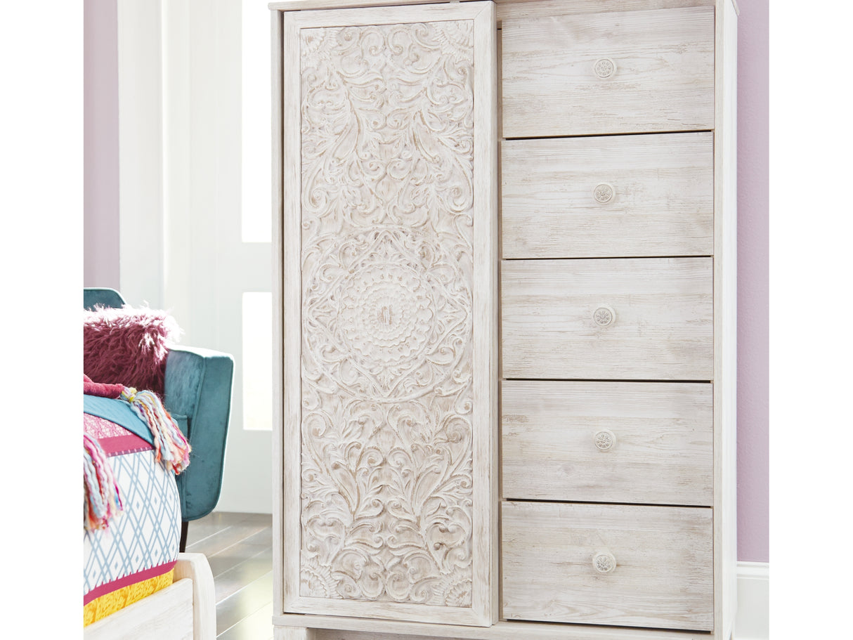 Paxberry Whitewash Full Panel Bed, Chest And Nightstand