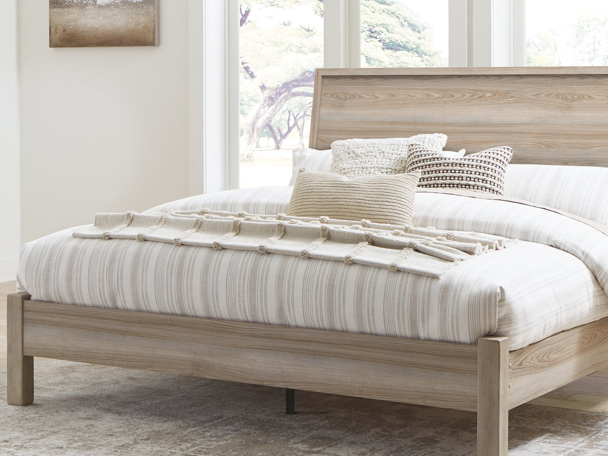 Hasbrick Tan King Panel Bed