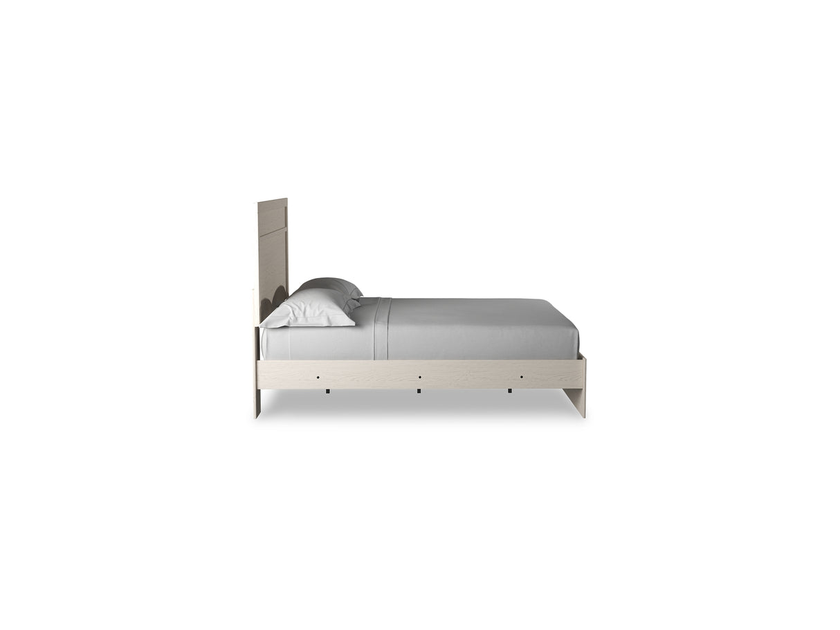 Stelsie White Queen Panel Bed With Dresser, Mirror And Nightstand