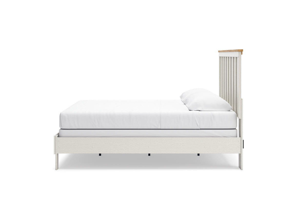 Linnocreek White/Warm Brown King Panel Bed