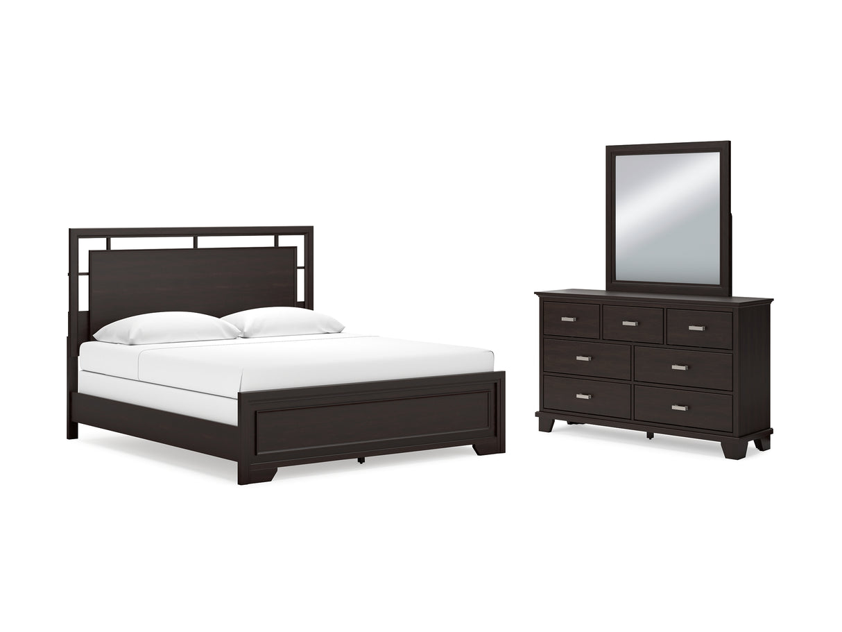 Covetown Dark Brown King Panel Bed, Dresser And Mirror