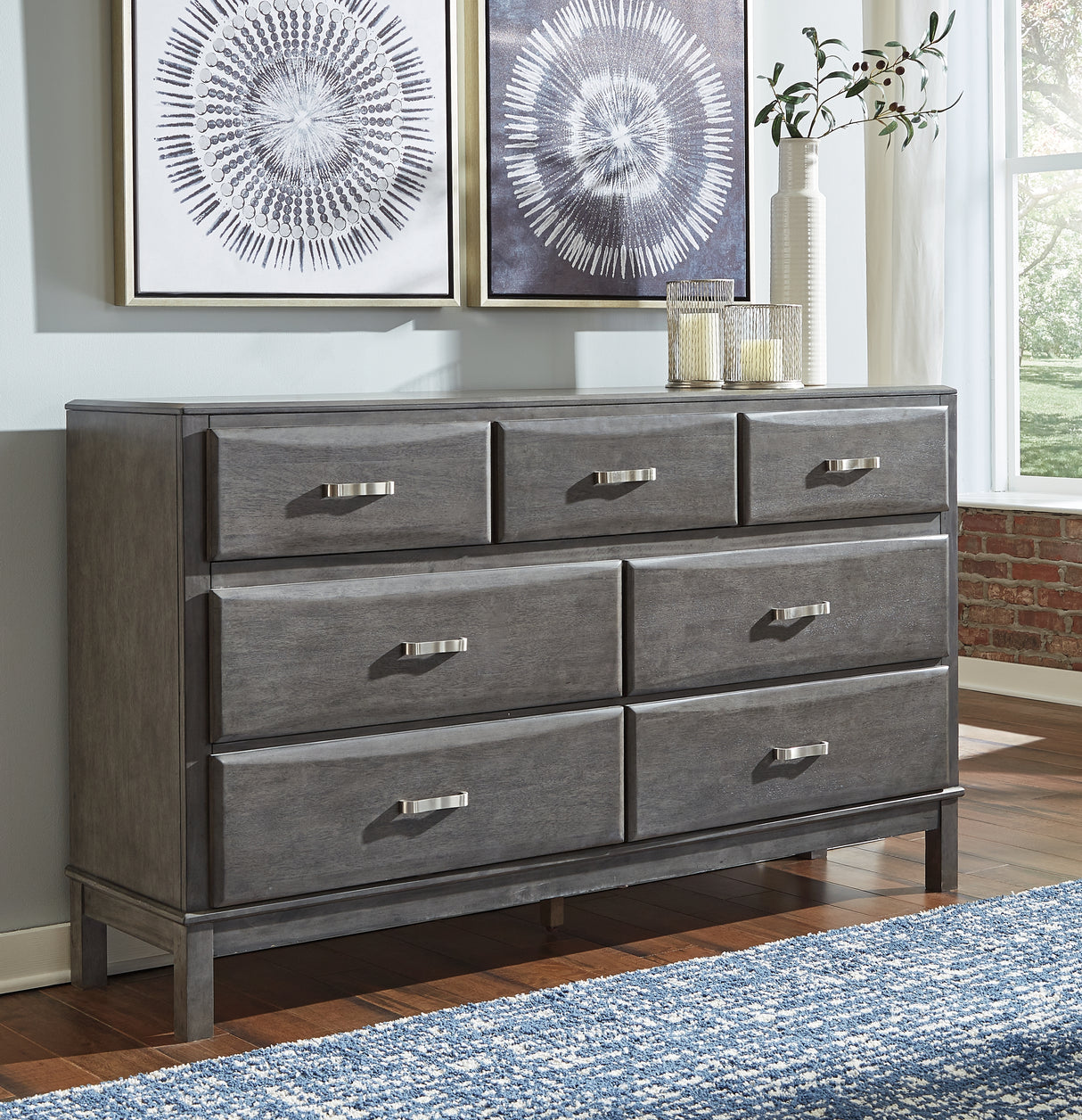 Caitbrook Gray Dresser