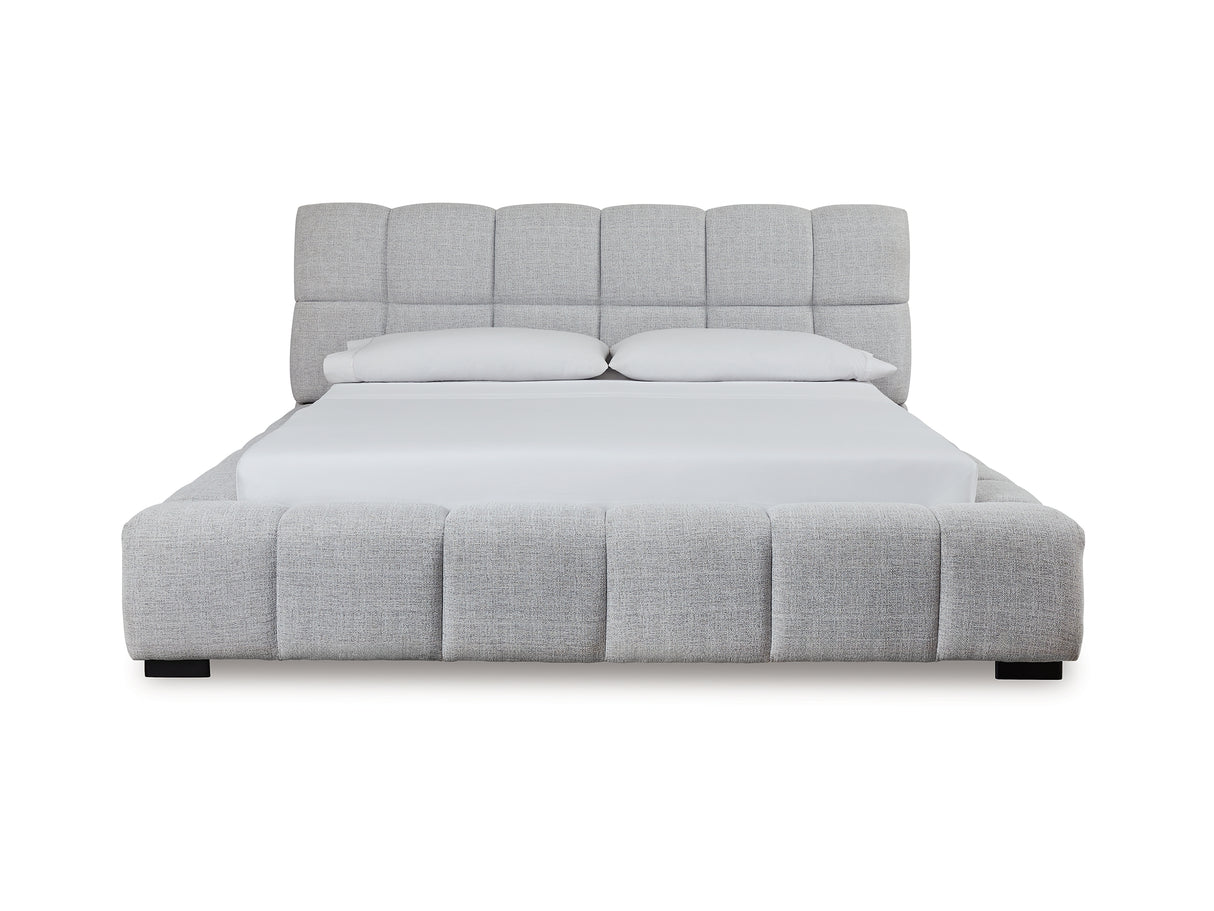 Grendusk King Upholstered Bed