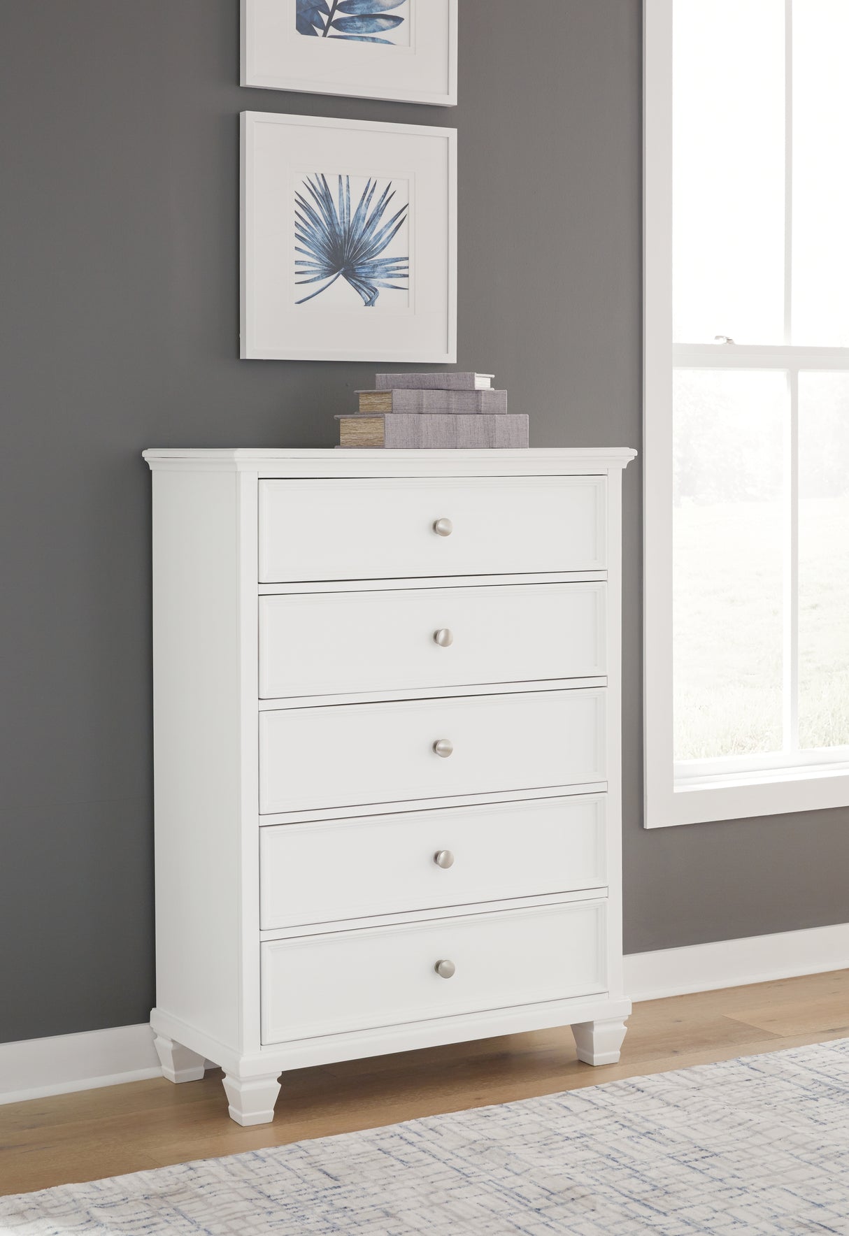 Fortman White Chest Of Drawers