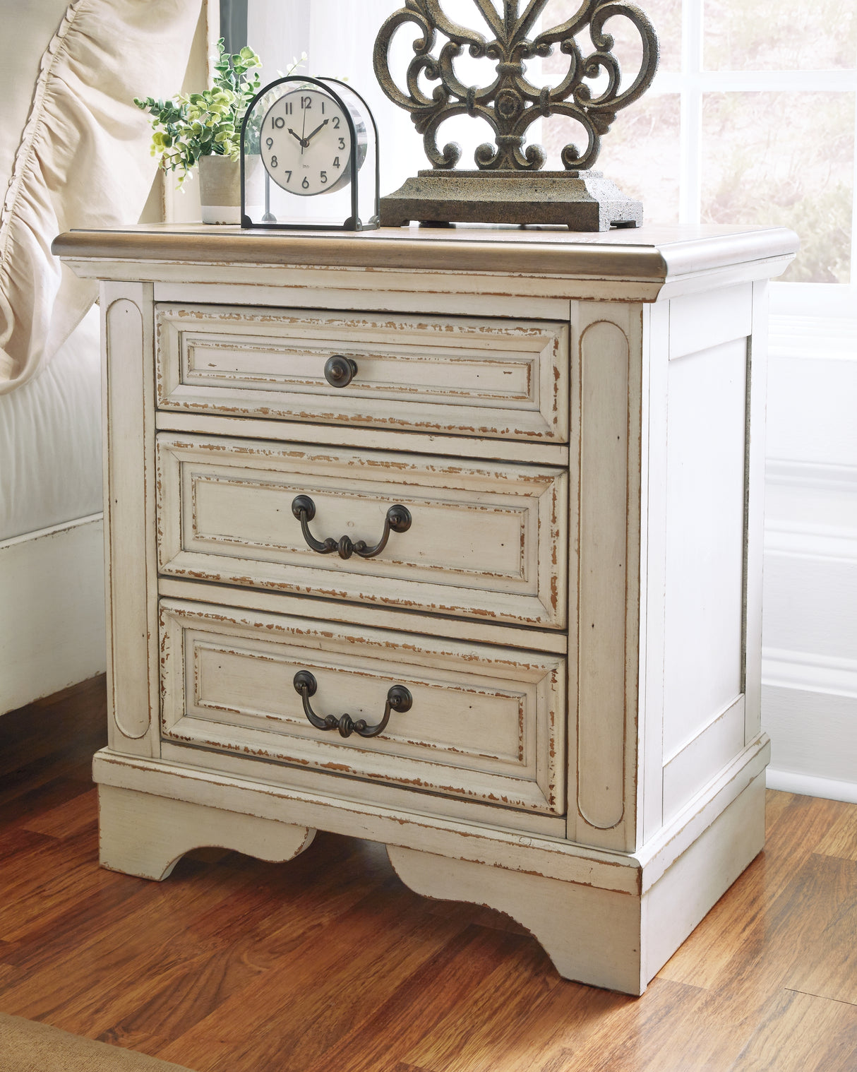 Realyn Two-Tone Nightstand