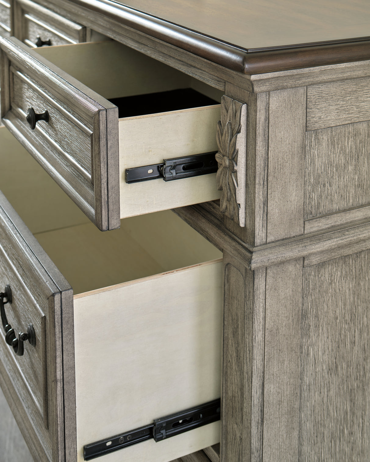 Lodenbay Two-Tone Dresser