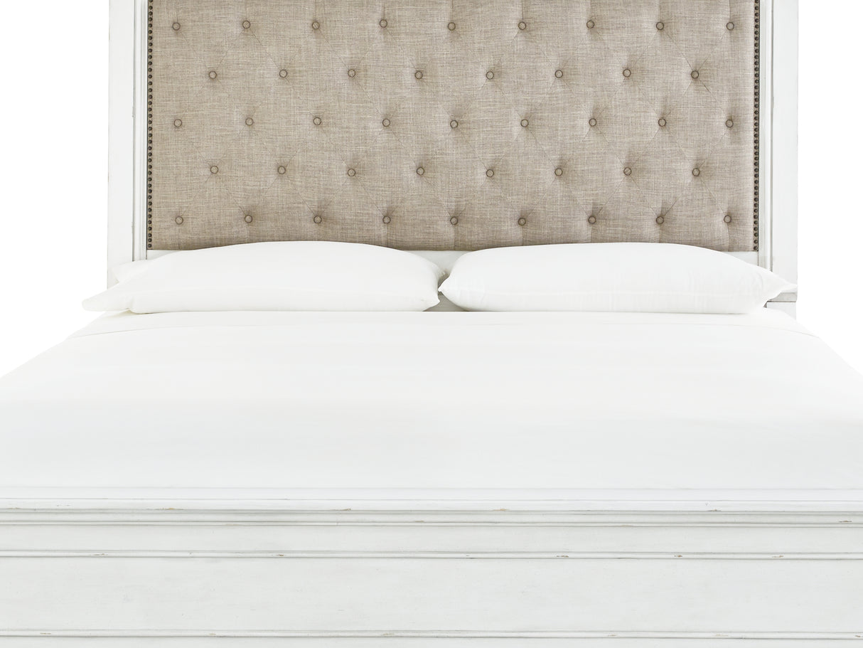 Kanwyn Whitewash Queen Panel Bed