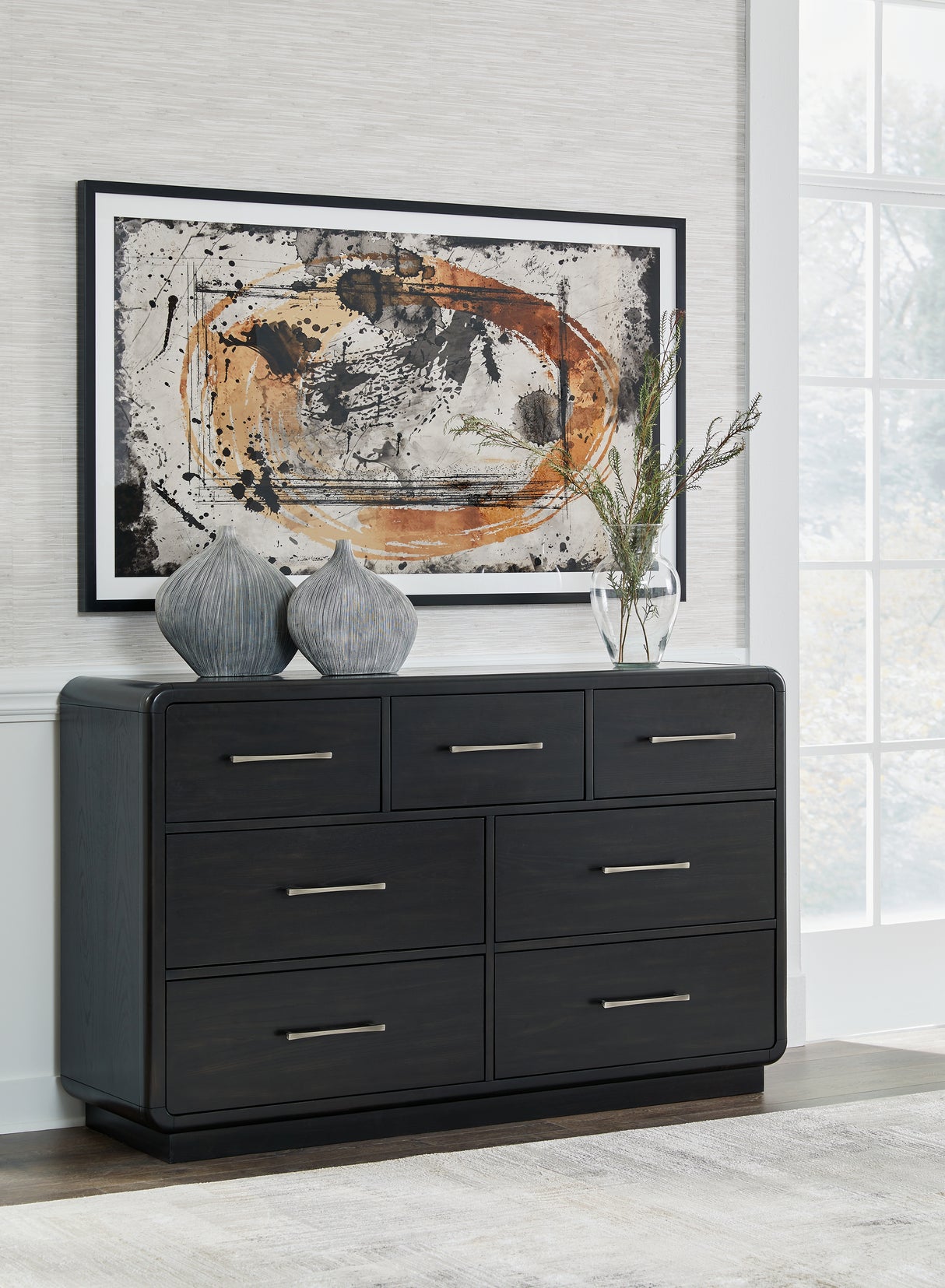 Roanhowe Black Dresser