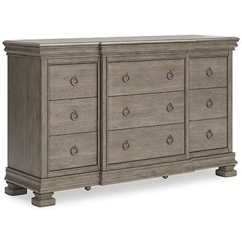 Lexorne Gray Dresser