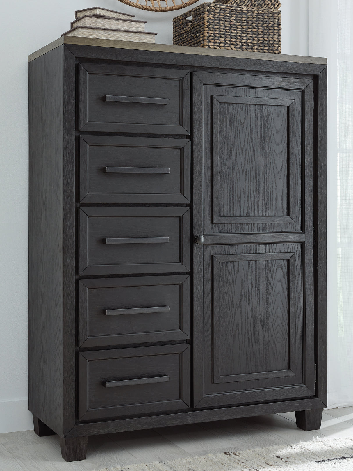 Foyland Black/Brown Door Chest
