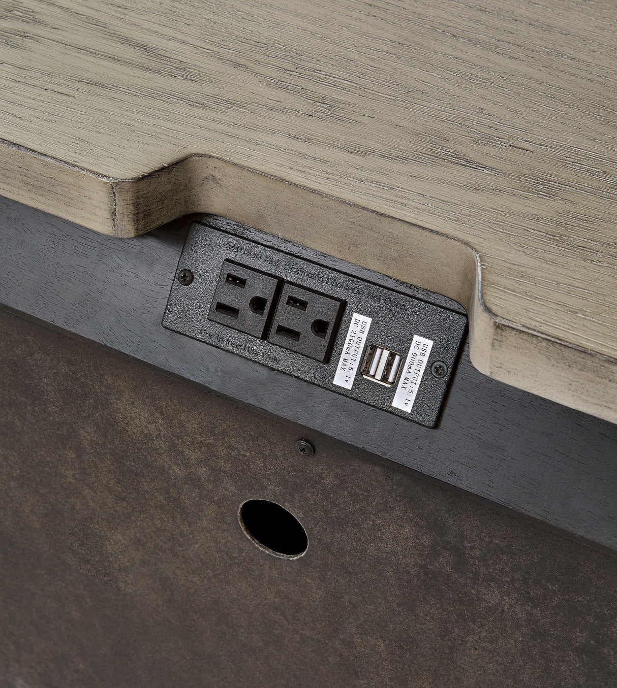 Foyland Black/Brown Nightstand