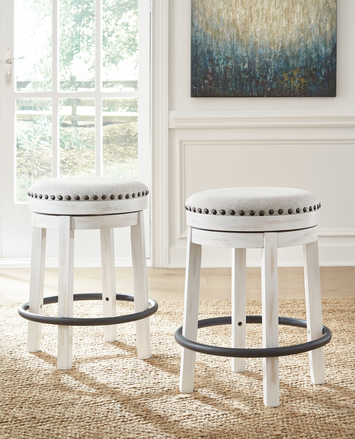 Valebeck White/Black Counter Height Stool