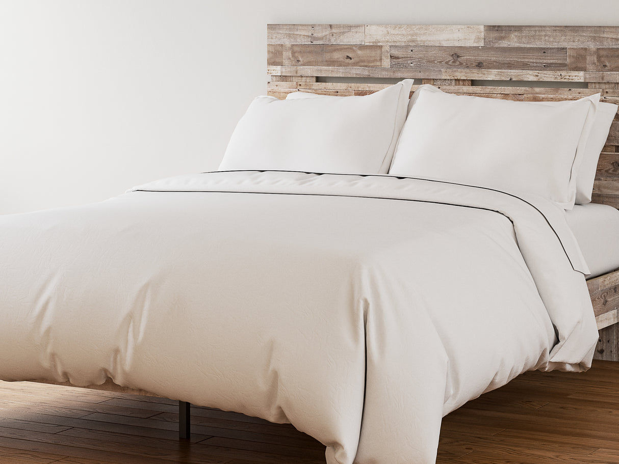 Neilsville Whitewash Queen Panel Platform Bed