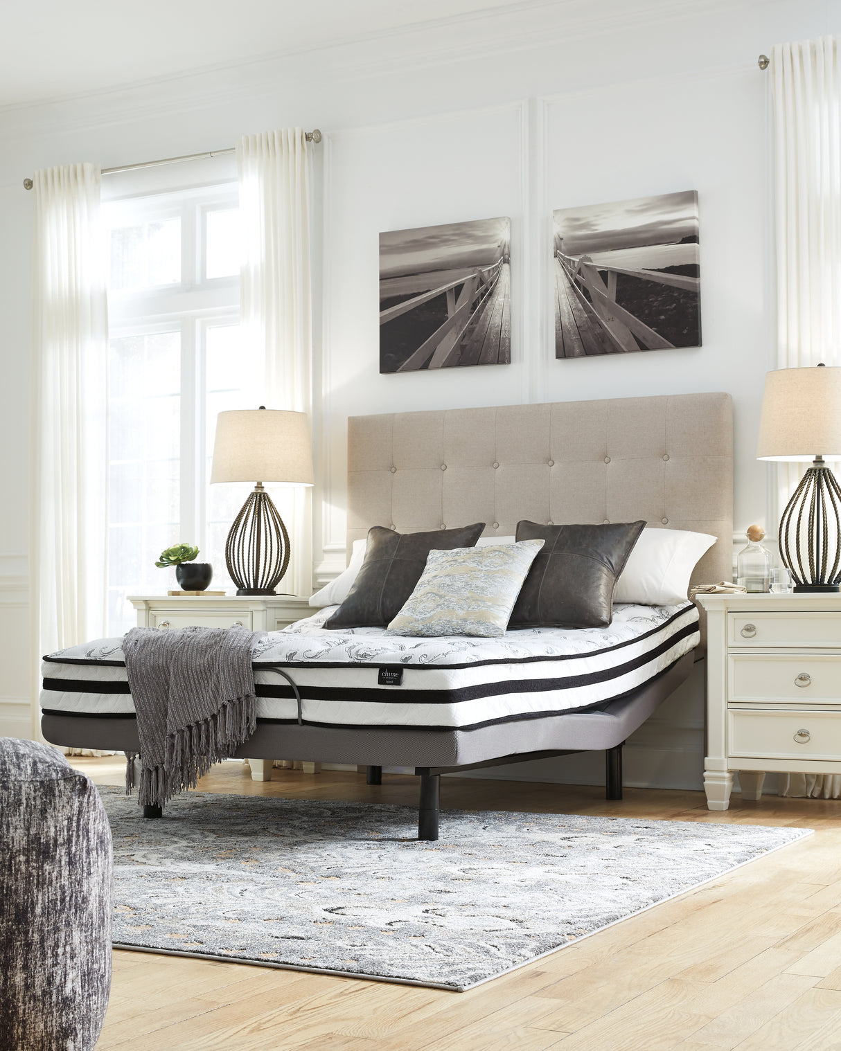 8 White Inch Chime Innerspring Queen Mattress In A Box