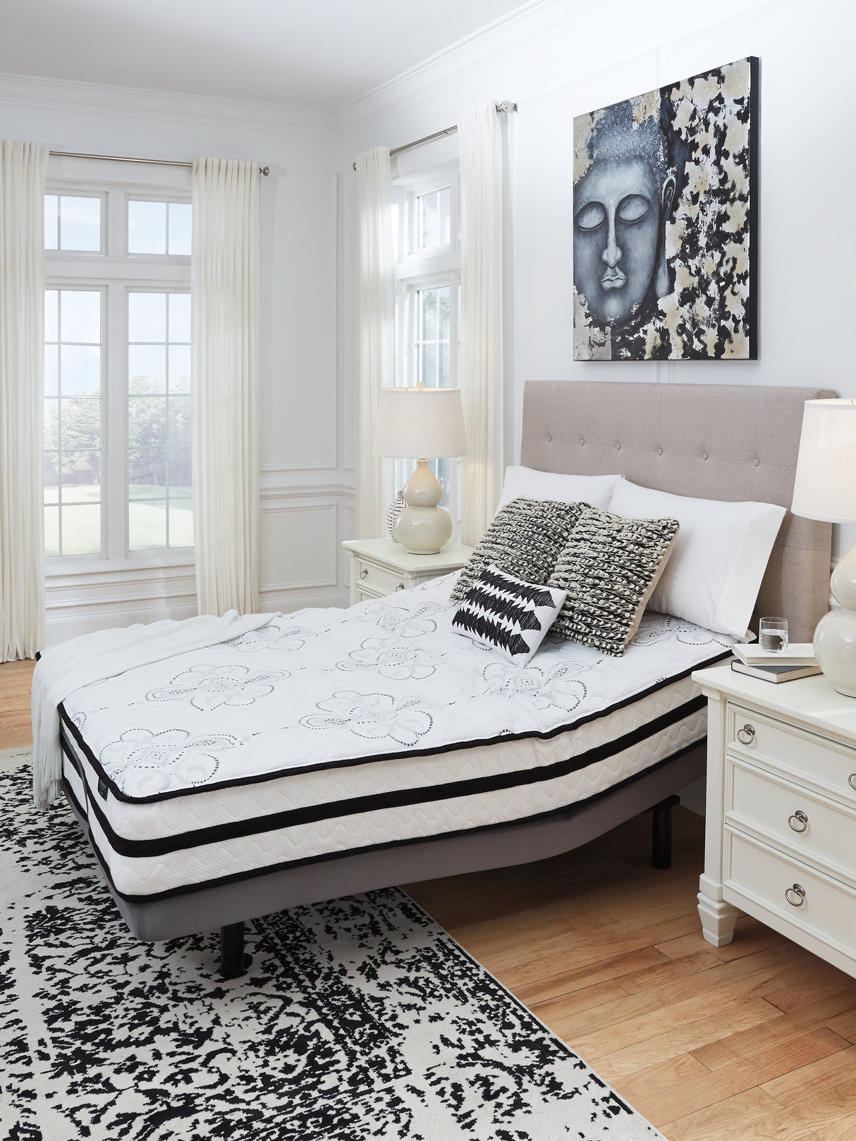 Chime White 10 Inch Hybrid Queen Mattress In A Box