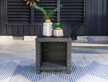 Elite Gray Park Outdoor End Table