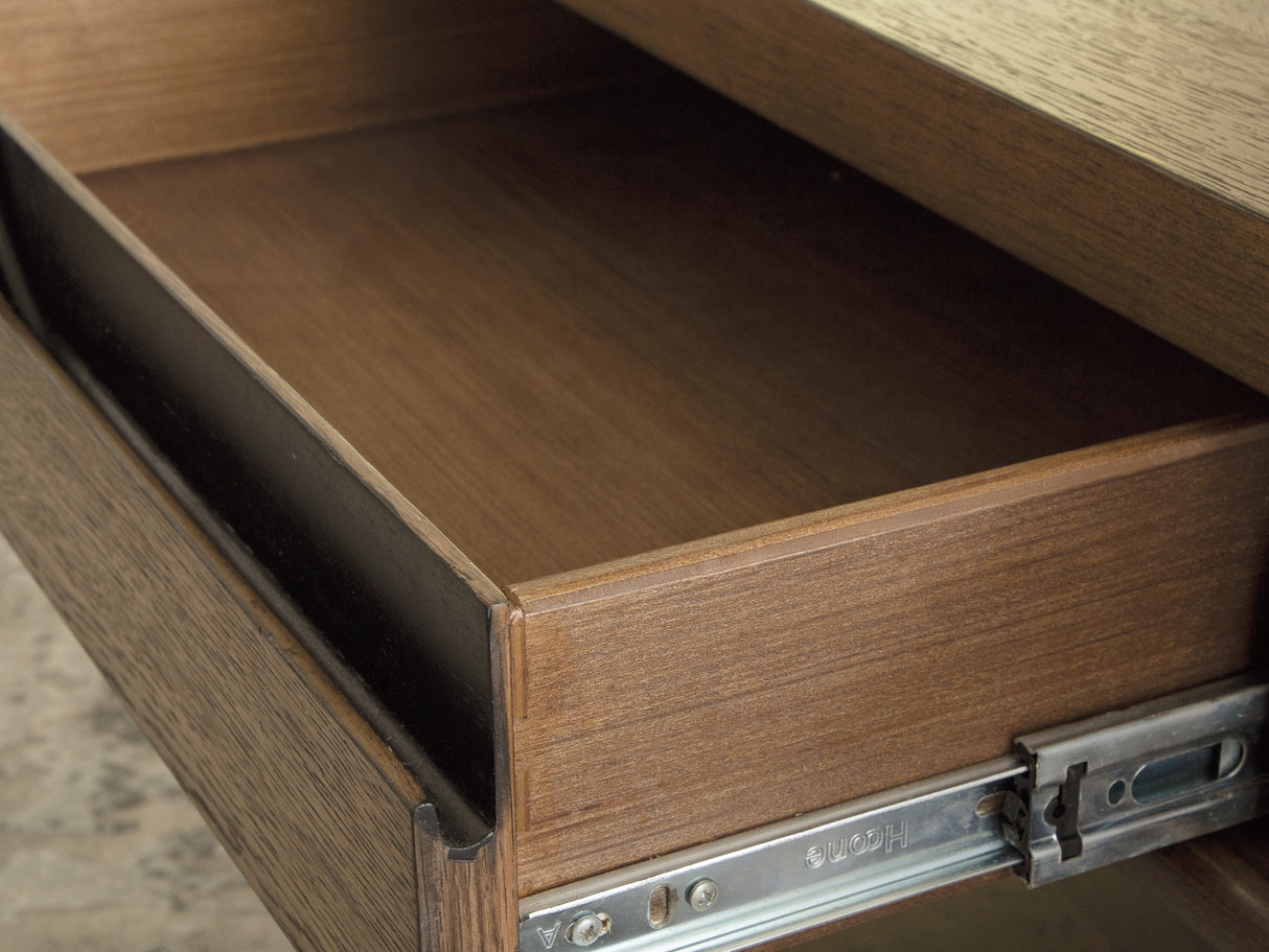 Roanhowe Brown Coffee Table And 2 End Tables