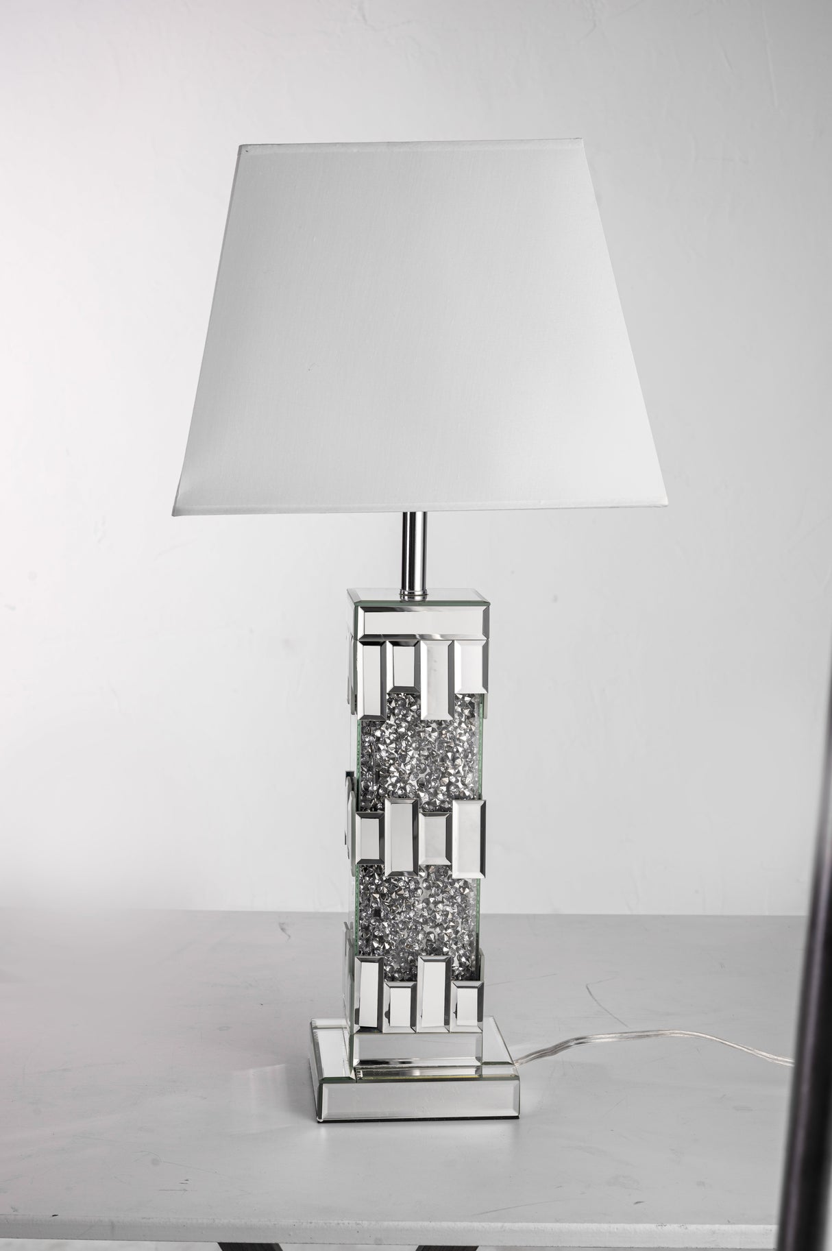 Crushed Diamond Mirrored Table Lamp