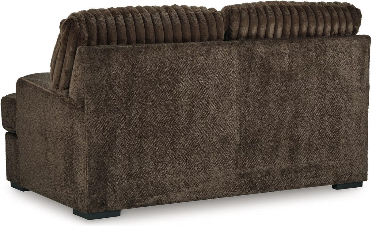 Aylesworth Living Room Set In Chocolate