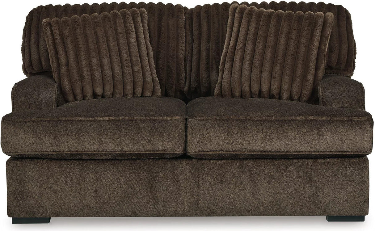 Aylesworth Living Room Set In Chocolate