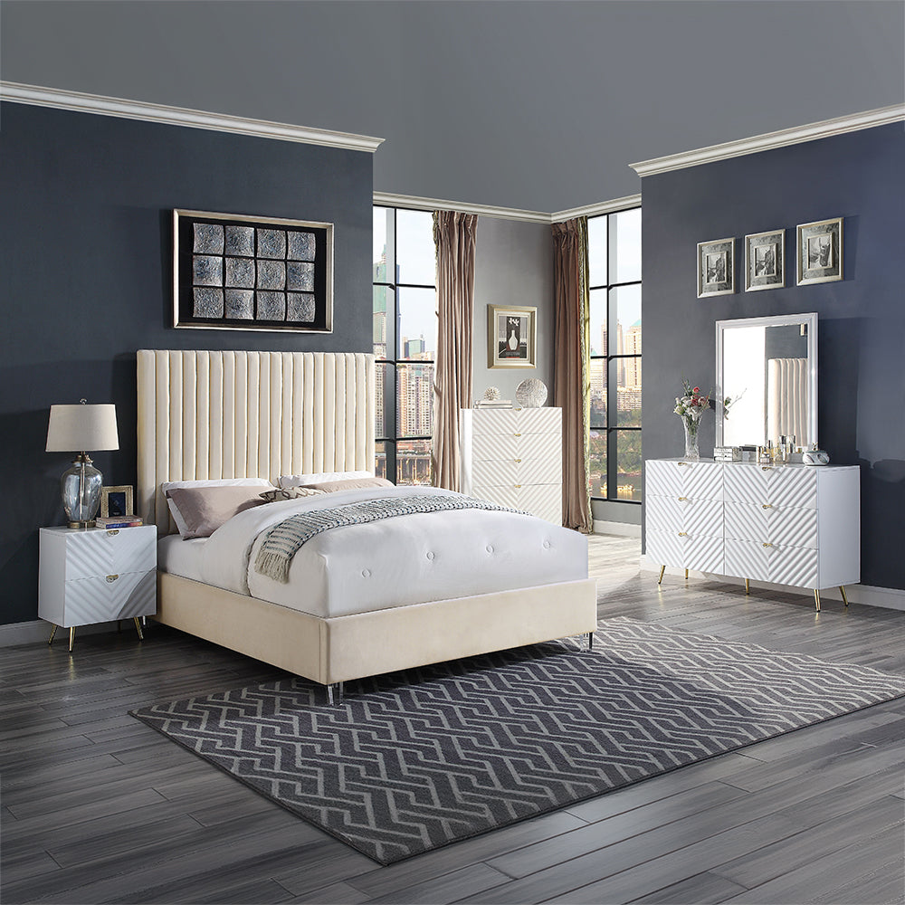 Gaines White High Gloss Finish Dresser