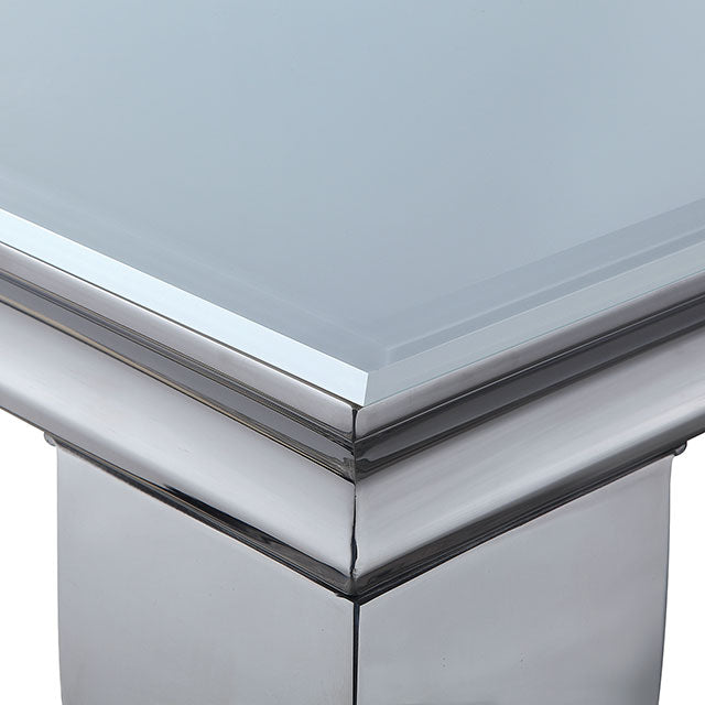 Neuveville White/Chrome Dining Table