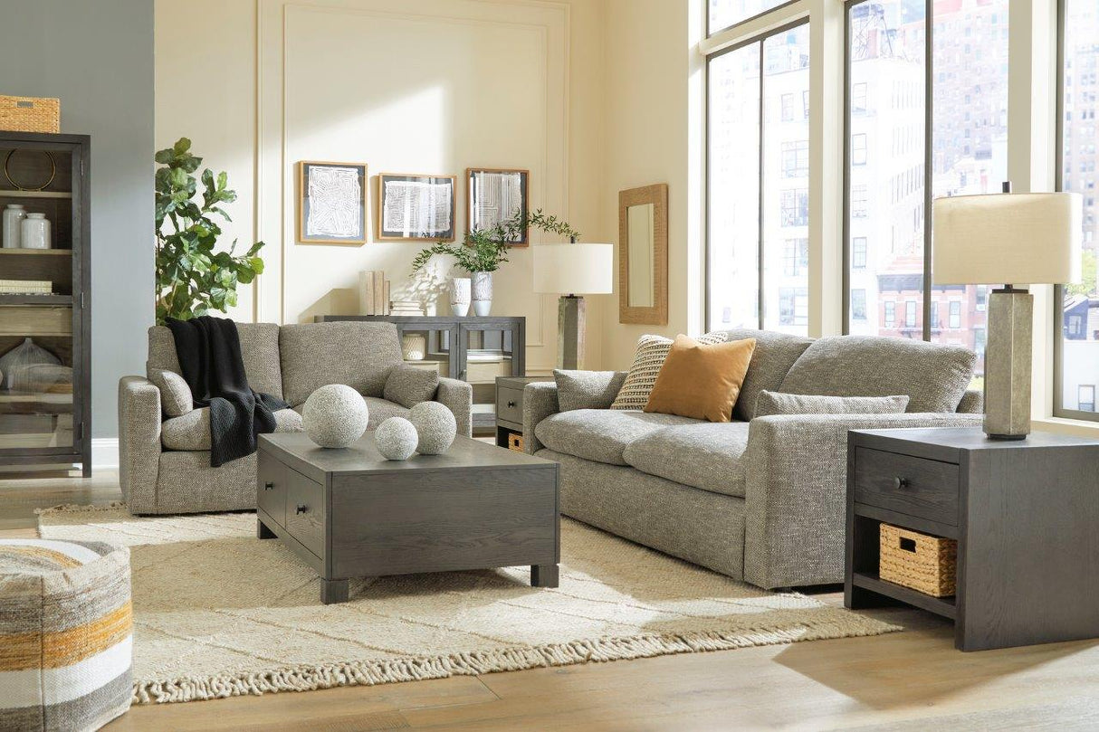 Dramatic Living Room Set In Granite