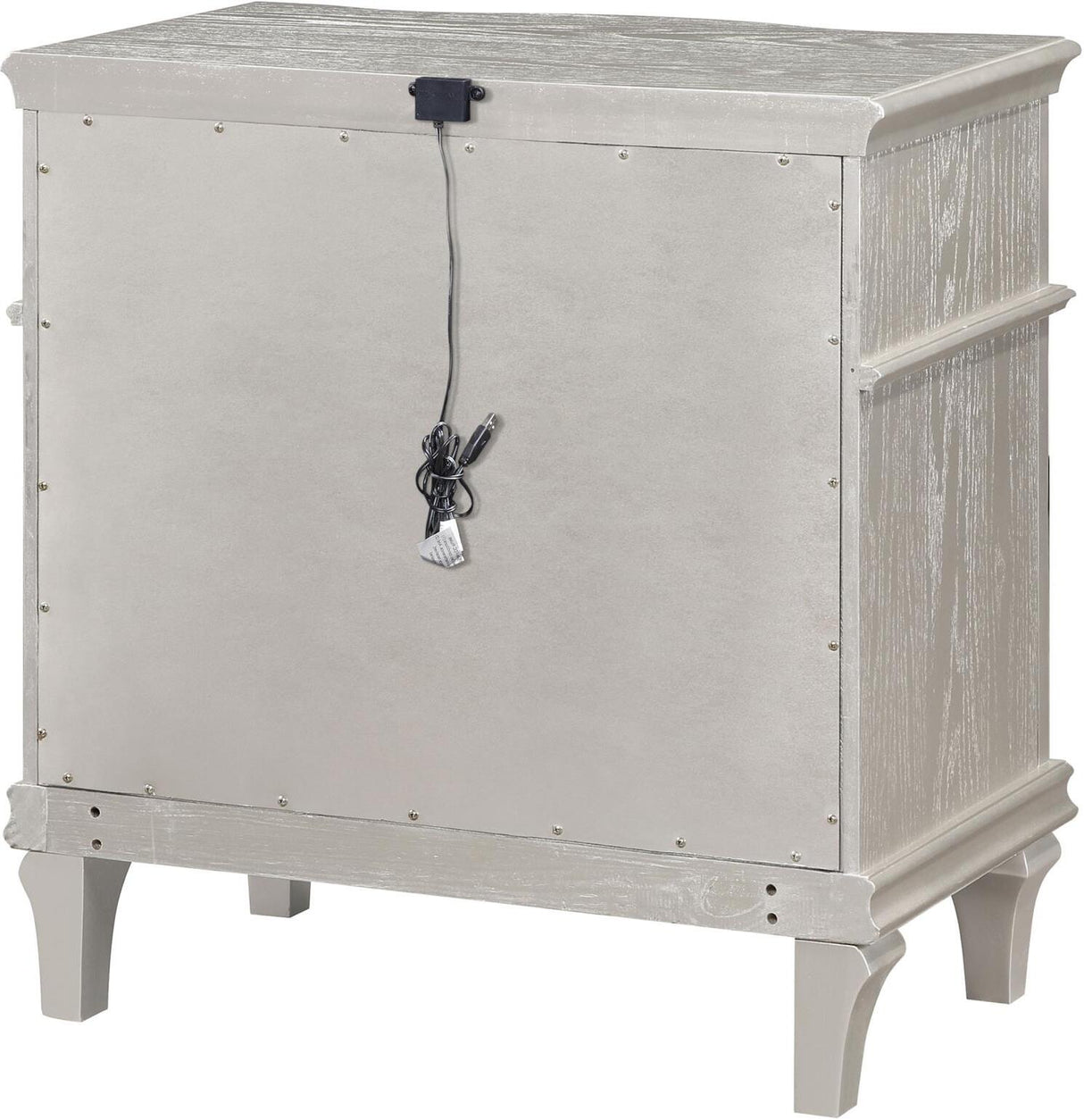 Evangeline Silver And Ivory Tufted Upholstered Platform Bedroom Set