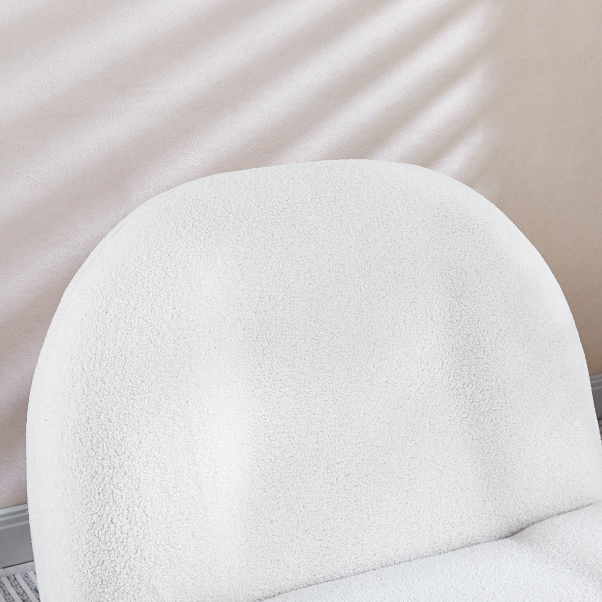 C601W SWIVEL BARREL CHAIR