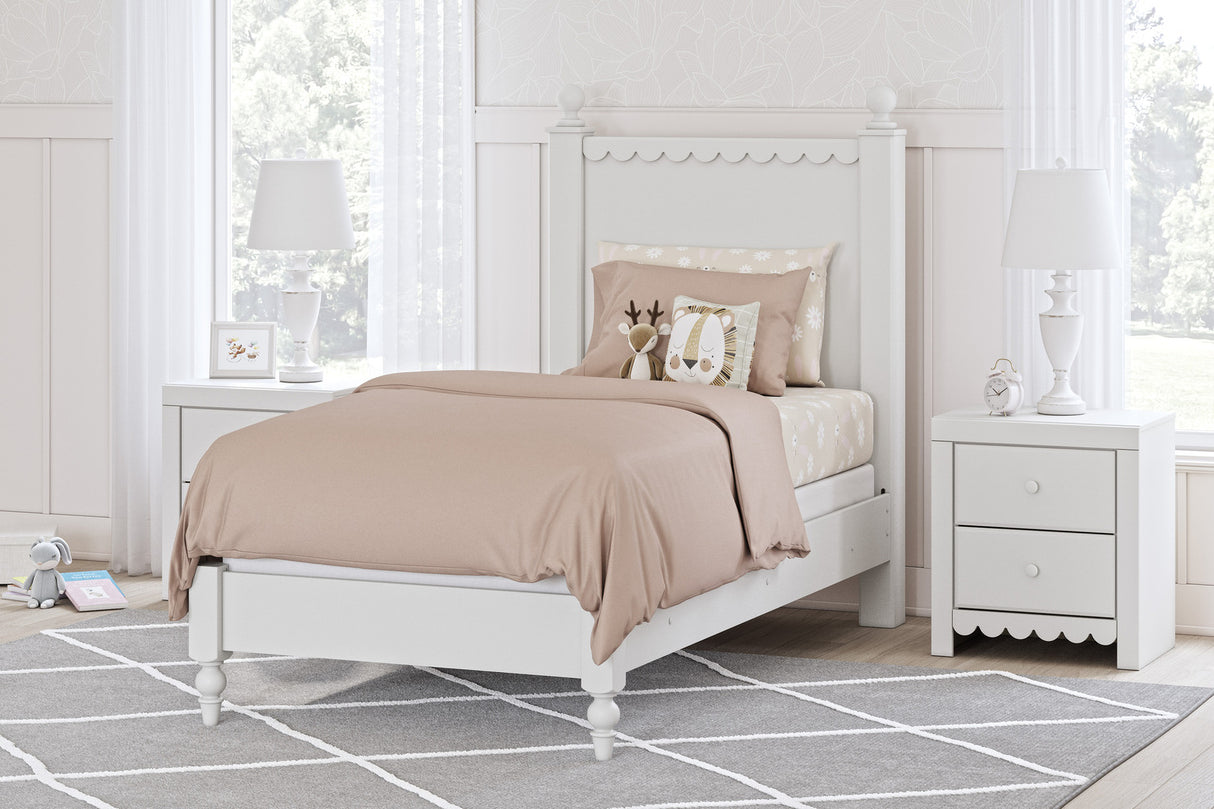 Mollviney Youth Panel Bedroom Set In White
